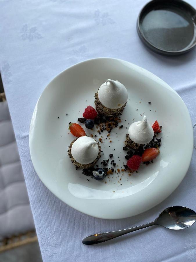 Hotel Platanes - Kb Hotel Group Etauliers ภายนอก รูปภาพ