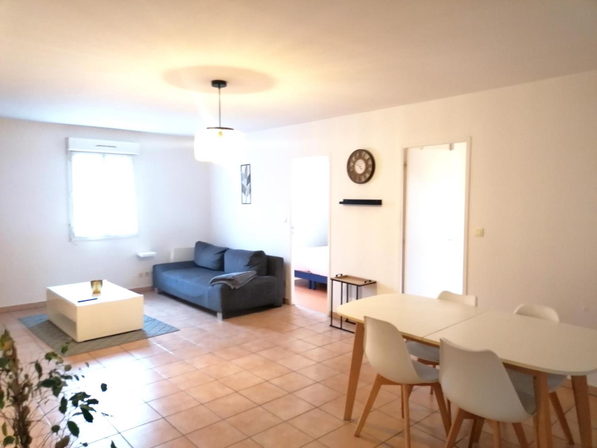 Hotel Platanes - Kb Hotel Group Etauliers ภายนอก รูปภาพ