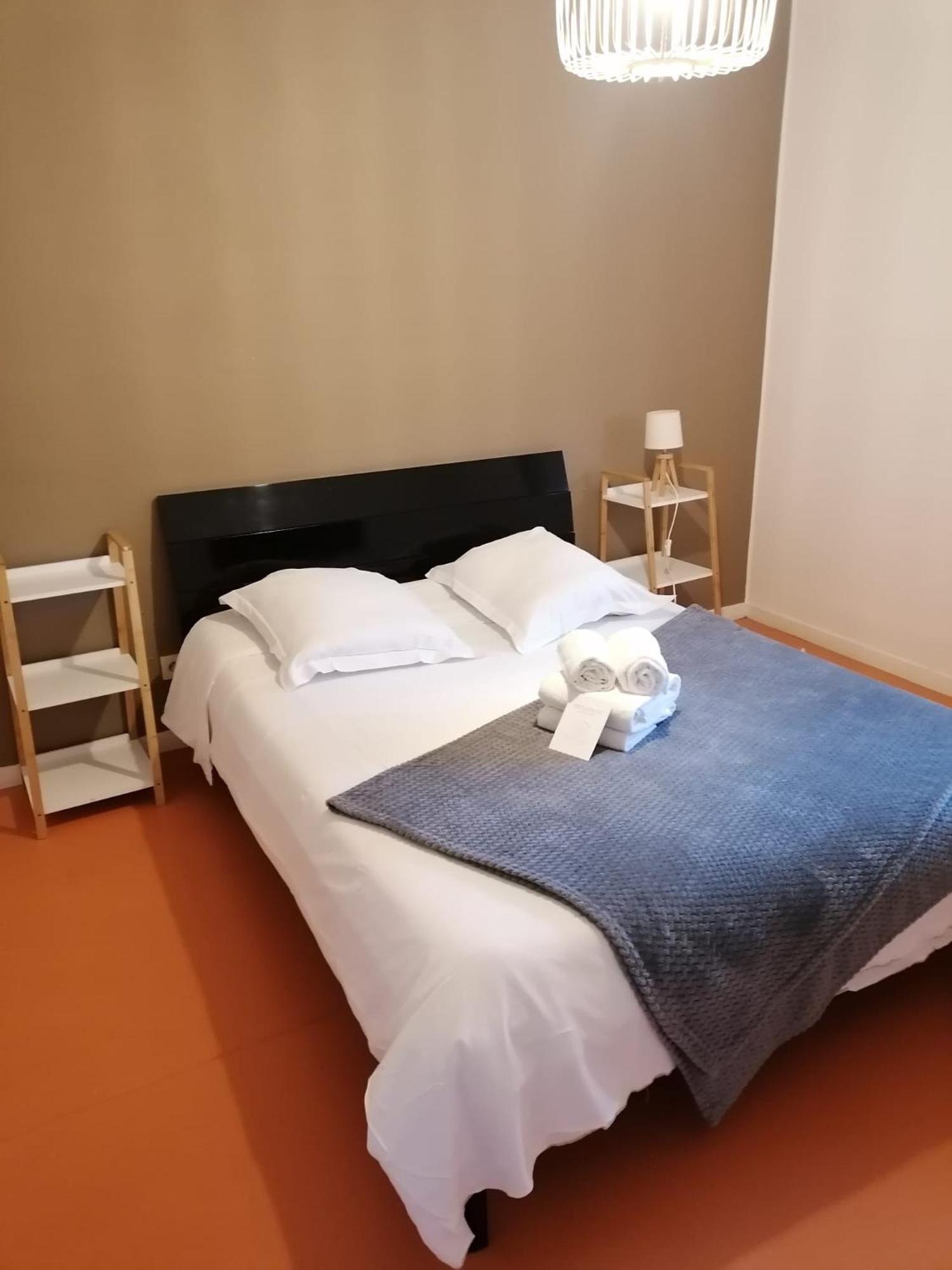 Hotel Platanes - Kb Hotel Group Etauliers ภายนอก รูปภาพ